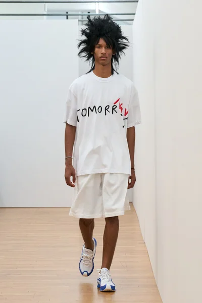 Look 50